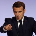 【フランス】マクロン大統領怒った？非難女性に法的措置…Facebookで「クズ」