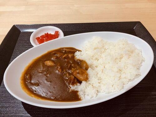 【驚愕】飲食店が御用達？「自家製」と勘違いレベル…業務スーパーのレトルトカレー大量購入