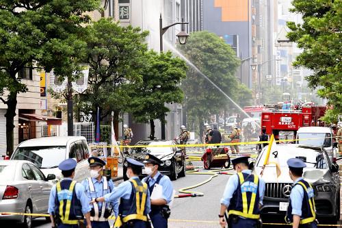 驚愕新橋ビル火災の真相タバコの火が引き金ガス臭いのにタバコ(–)y-