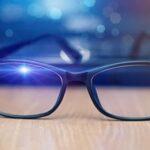 学者｢ブルーライトカットメガネ､目の負担軽減や網膜を保護する効果ないかも｣