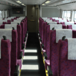 【悲報】「席を譲れ」新幹線で高齢男性がグリーン車の大学生に詰め寄る