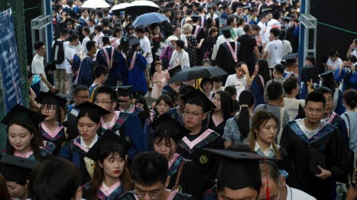 中国の若者失業率『21%』、政府「今後非公開な！」