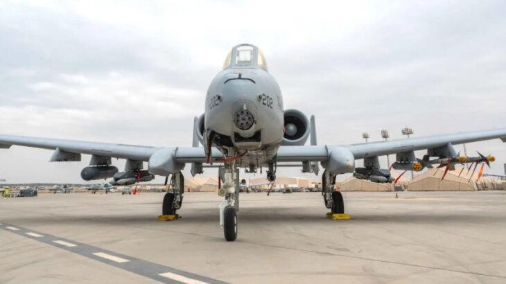アメリカ軍、中東にこっそりA-10攻撃機を配備