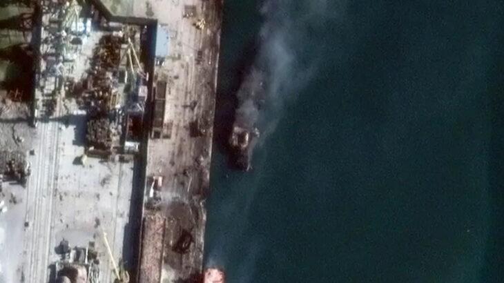 大爆発したロシア軍の艦艇、被害状況明らかに