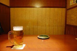 無職三人組「居酒屋で飲んだけど金がなかった。そうだ、ええこと思いついたわ」