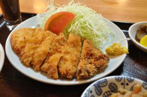 チキンカツ定食の人気のなさは異常www