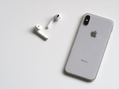 「中古で5万円のiPhone13」「新品で5万円のAndroid」←お前らならどっちを買う？