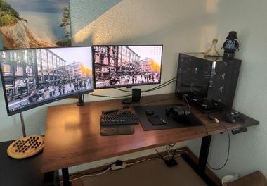 何でゲーマーってモニターのサイズで55インチとかの大画面じゃなくて27インチを好むんや？