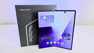 折りたたみスマホ欲しすぎるんだがやっぱ良いもんなの？