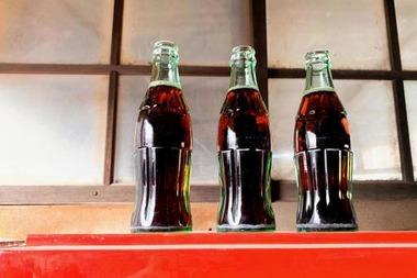 WHO｢砂糖入り飲料･アルコール飲料･たばこの価格を今後10年で50％値上げしろ｣
