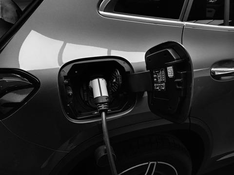 【悲報】欧州新車販売数、EVは大して売れてない