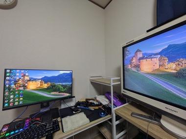 【画像】クソニートぼくのPC周り