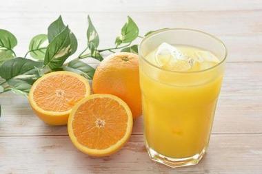 大人になってもオレンジジュース飲んでるやつｗｗｗｗｗｗ