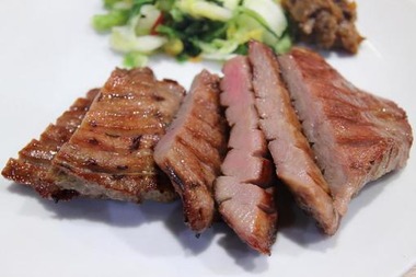 仙台の牛タンてバカにされがちやけど普通に美味いよな