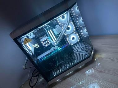 初めてPC自作したんだがめちゃくちゃ簡単やんけ！