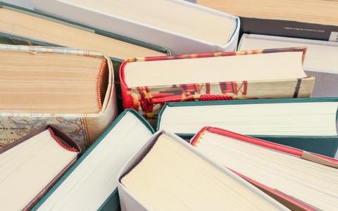 紙の本にしかない良さがあるっていう人いるけど、具体的に何なの？