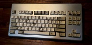 PCキーボードが好きすぎてピーク時500枚くらい集めていたけど質問ある？