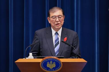 自民党｢一律2万円給付は支持が得られない｡対象を絞って増額するなど制度設計の変更を検討｣