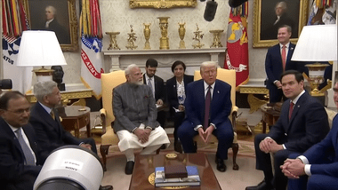 トランプ大統領｢インドがロシア産原油の輸入を中止したと聞いた｡良い一歩だ｣ なおロシアとインドは否定