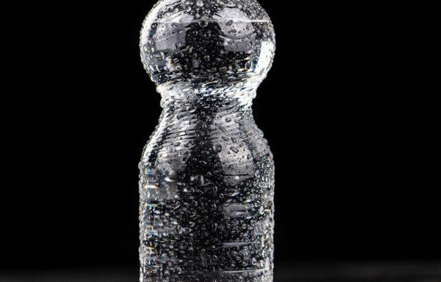 【しゅわしゅわ】炭酸水が歯にダメージ与える危険性指摘「1日に3本飲むなら見直すべき」英口腔保健財団の博士