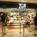 Zoff、メガネスーパーを買収。業界2位に