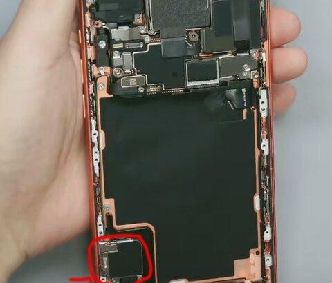 【悲報】スマホのSIMスロット、ガチで邪魔だと判明