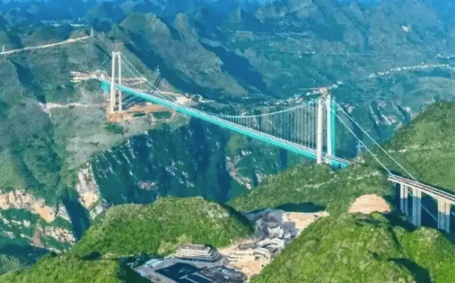 【中国】「ロープのないバンジージャンプ」導入予定…砂袋でテスト中