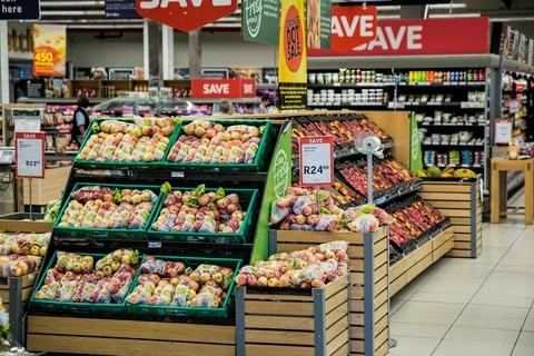【悲報】「なんでもかんでも価格が上がる値上げラッシュ」食料品は物流費や人件費の上昇で今後も上がり続ける可能性