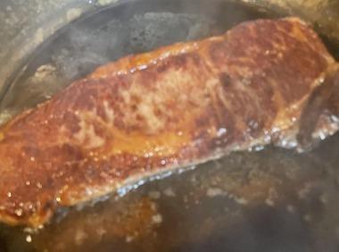 ステーキはとにかく強火で焼くってレシピサイトにあるけど