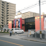 パチンコで5万負けた。こんな違法な店が至る所にある日本っておかしいだろ