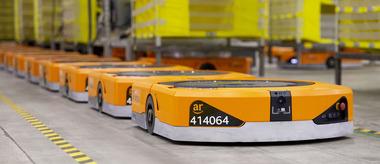 Amazon､新規雇用60万人超をロボットに置き換えへ