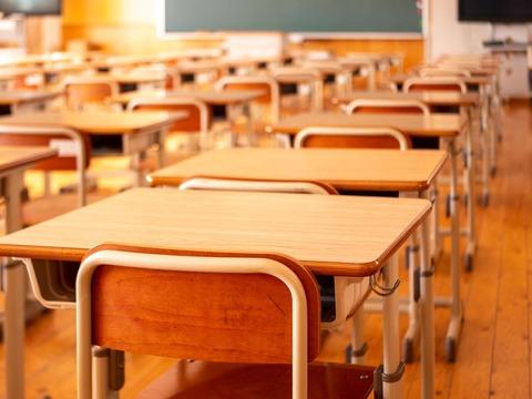 【悲報】小中高生の自殺数、過去最多になる…少子化なのにどうして…