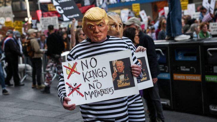 【反トランプデモ】米2600カ所「NO　KINGS」最大規模か