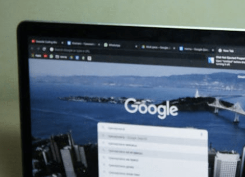 彡(ﾟ)(ﾟ)「あぁ…パソコンのブラウザのタブ90個…重くてイライラ…少なくせんと…」