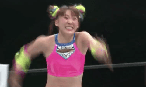 【動画】フワちゃん、プロレスでガチのラリアットを食らってしまう