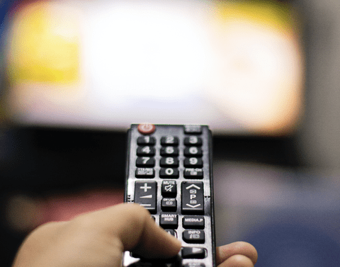 【悲報】若者のテレビ離れが止まらない…20代の3割が「テレビ見ない」