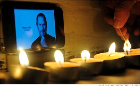 スティーブ・ジョブズ、ノートパソコンに薄さの概念を持ち込んで大ヒットさせてしまうｗｗｗｗｗｗｗ