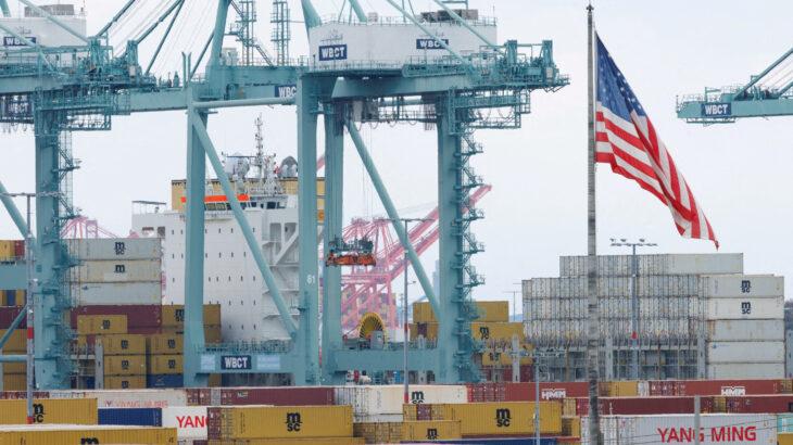 【朗報】アメリカ、貿易赤字が20年6月以来の低水準へ予想外の縮小wwwwwwww