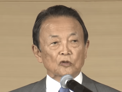 麻生太郎「石破政権の1年はどよーんとした感じ。高市政権発足で何となく明るくなった。世の中のことが決まり動いている」