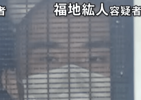 【悲報】逮捕された闇バイトリーダー（26）の祖父、記者に心境聞かれ「死んでしまえばいいのに」と答える