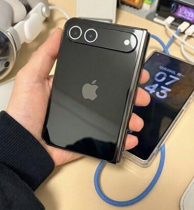 【画像】Appleが来年発売予定の折りたたみスマホ｢iPhone Fold｣､こんな感じ 買いやね