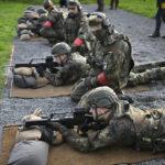 【ドイツ】「戦える国」へ、脱米依存　兵役再開に若者戸惑い