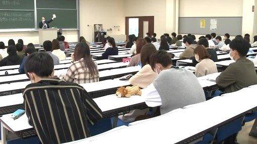 【大学生】講義中にネトフリを見る学生が8割　字幕が変えた動画消費と広がるミュート視聴