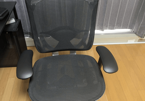 【画像】オカムラの高級椅子(27万円)買った！