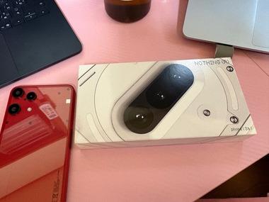 3万2890円で買えるスマホ「Nothing Phone(3a) Lite」のレビュー・評判まとめ 楽天限定のレッドが人気