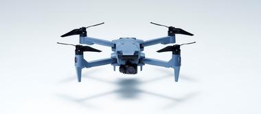 日本政府､ドローンの国内量産化を支援 2030年で年8万台の生産体制目指す 現在は大半が中国など海外製