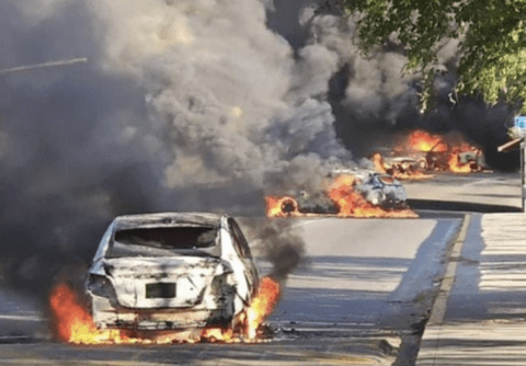 【悲報】メキシコ、麻薬組織と軍が内戦開始。ガチで避難したほうが良さそう