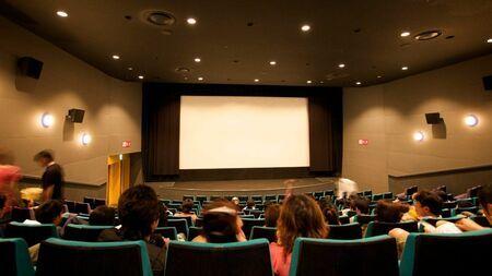 ハリウッド大作が「朝1回上映」に追いやられるシネコンの異常事態、史上最高興収に沸く日本映画界で起きている《カオス化》の深層  [樽悶★]