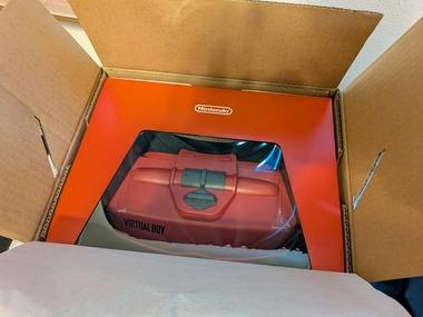 任天堂からバーチャルボーイ届いたたｗｗｗｗｗｗｗｗｗｗｗ