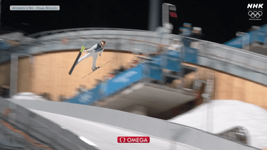 冬季オリンピック ジャンプ女子ノーマルヒルで丸山希が銅メダル スノボビッグエアでは木村葵来が金メダル 木俣椋真が銀メダル